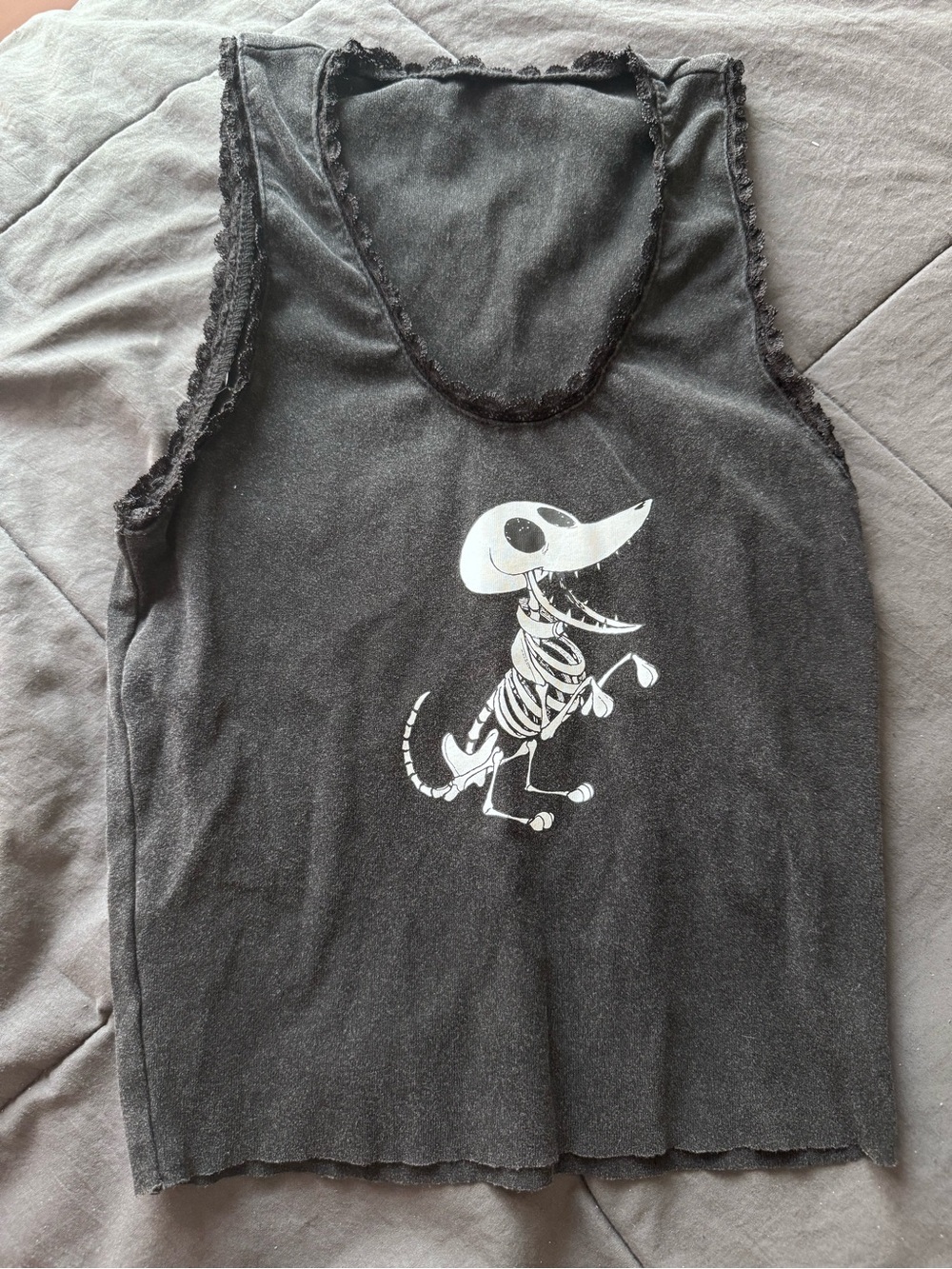 Women’s Black Graphic Ribbed Tank Top with Lace Trim